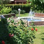 Mediteran فندق 3*