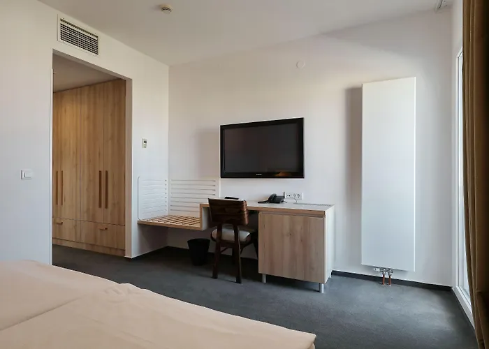 Mediteran Ξενοδοχείο Ζαντάρ