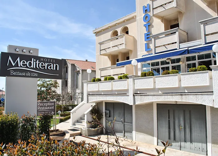 Mediteran فندق 3*