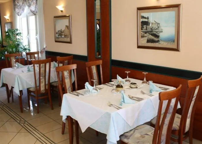 فندق Mediteran زادار