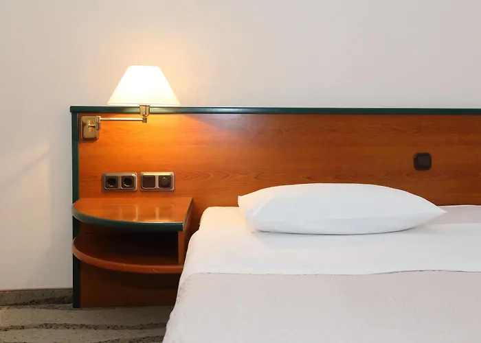 Mediteran Ξενοδοχείο Ζαντάρ