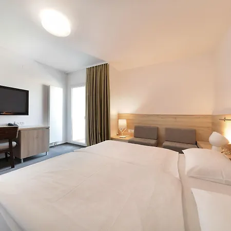 Mediteran Hotel 3*