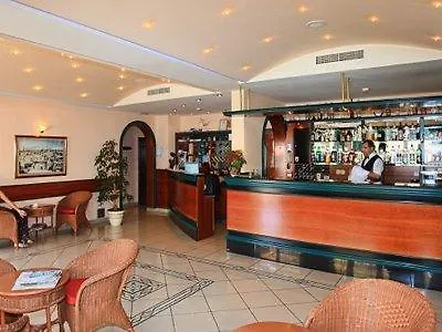 美地特兰酒店 3* 扎达尔